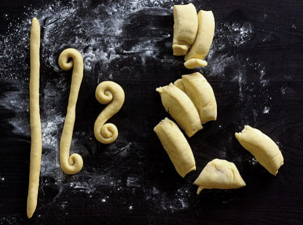 schwedische Lussekatter schwedisches Weihnachtsgebäck für das Luciafest