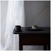 Henkeltasse schwarz Kajsa Cramer handgemachte Keramik Nordic Butik